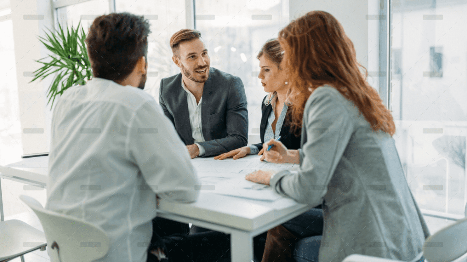 Selecting the right branding agency is a crucial decision that can significantly impact your business's growth and visibility.